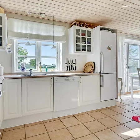 בית נופש 3 Bedroom Gorgeous In Nordenbro Vesteregn