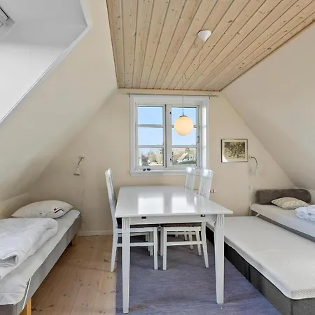 3 Bedroom Gorgeous In בית נופש *