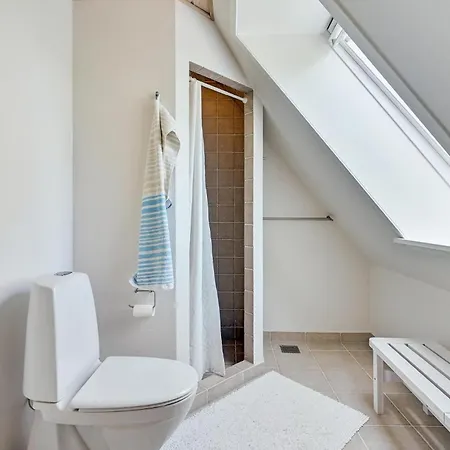 3 Bedroom Gorgeous In * Nordenbro Vesteregn